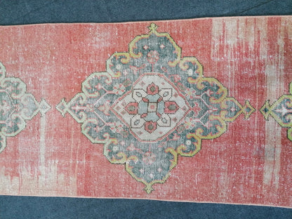 10'4x2'6 0ushak turkish runner rug,vintage rug,kitchen runner rug,vintage anatolian hand made rug