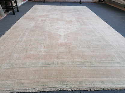 6 x 11 Oushak rug, vintage turkish rug, anatolian vintage rug, vintage rug, handmade rug