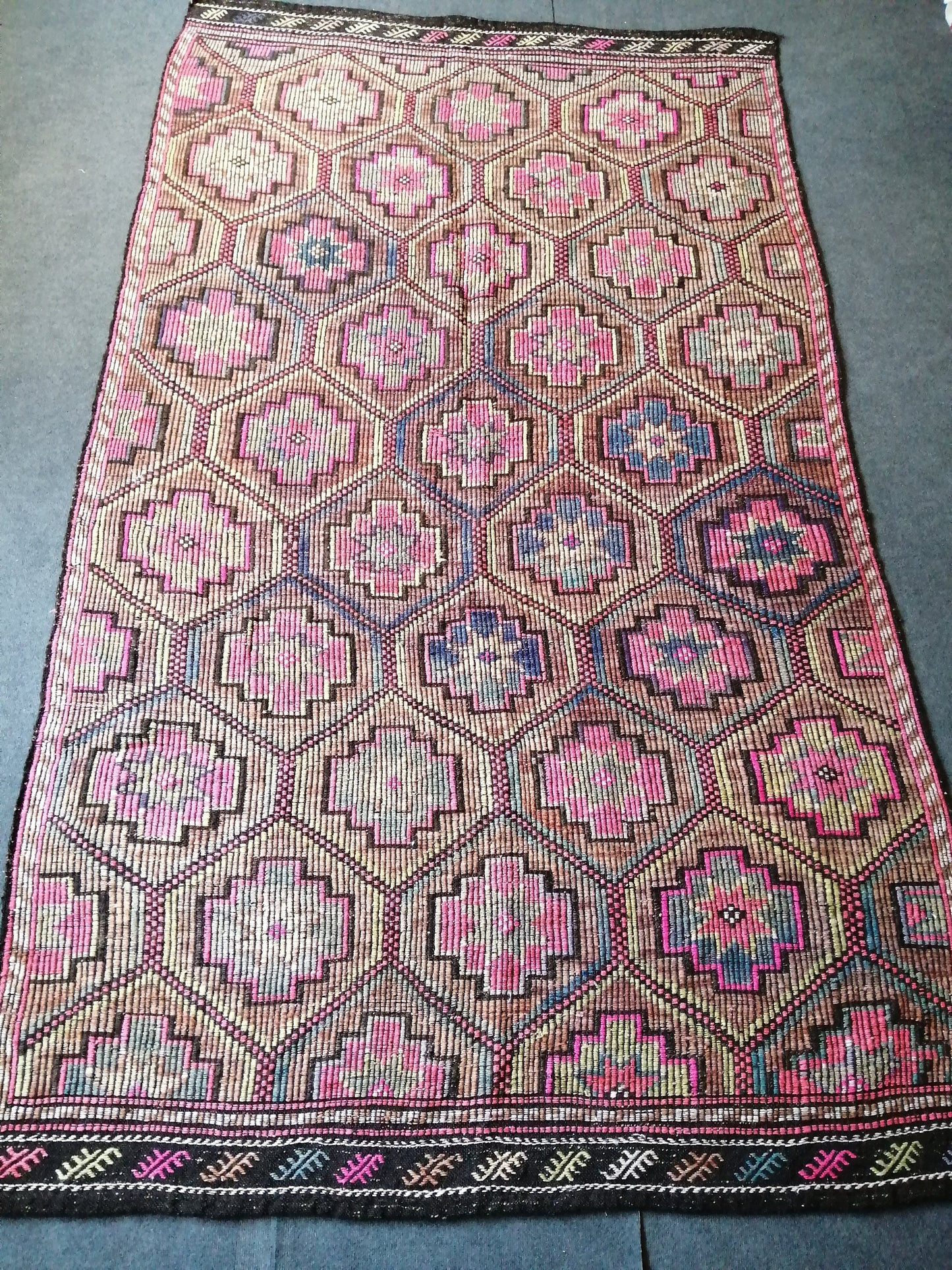 10 x 5.9 Flatwoven with Embroidery Rug Vintage Rugs  TURKISH HAND MADE Rugs Vintage Turkish Rugs  Oushak Rug Turkish Oushak Rug, Wool Rug