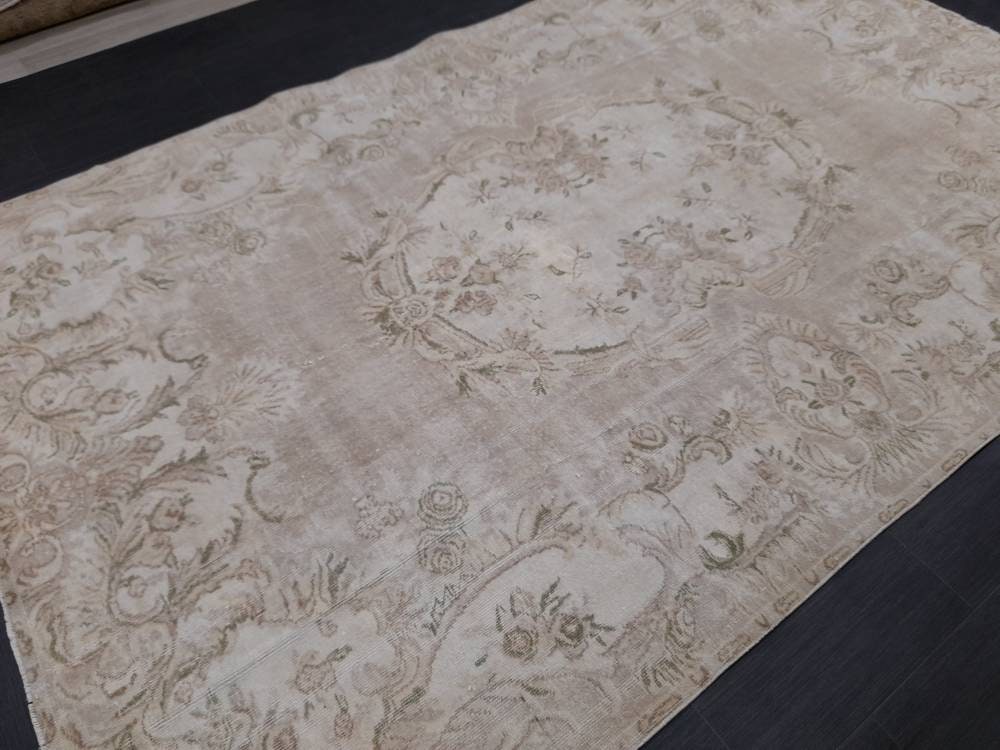 Muted Turkish muted Vintage Antique Rug Vintage Wool Muted Oriental Rug 6.3 x 9.8 Hand Made Rug Hand Knotted  Rug Neutral Wool on wool rug