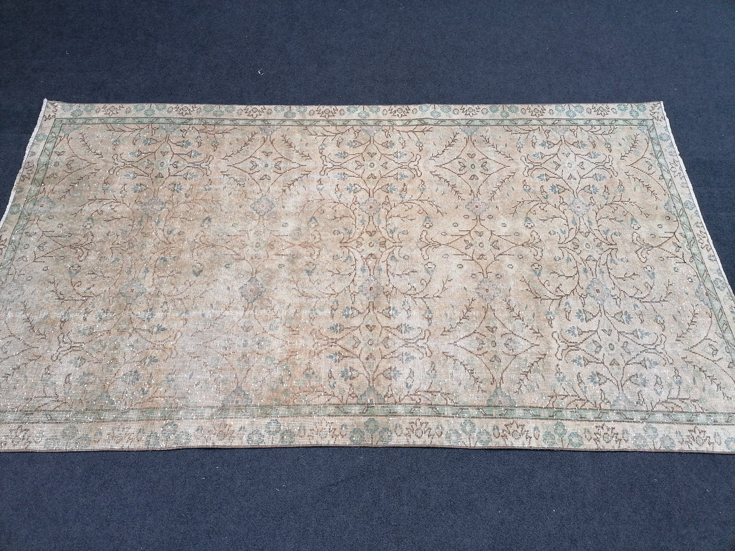 Oushak turkish rug, vintage turkish rug,oushak vintage rug,vintage rug,kitchen rug, vintage anatolian rug,unique hand made bohemian 8'6x4'9