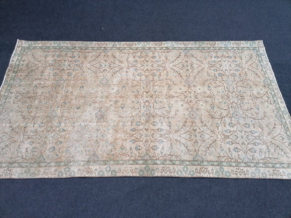 Oushak turkish rug, vintage turkish rug,oushak vintage rug,vintage rug,kitchen rug, vintage anatolian rug,unique hand made bohemian 8'6x4'9