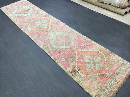 Vintage Runner Rug 2.6 x 11 Muted Turkish Runner Rug Muted Oushak Runner Rug Hallway Runner Kitchen Runner Rug Wool Runner Star Rug