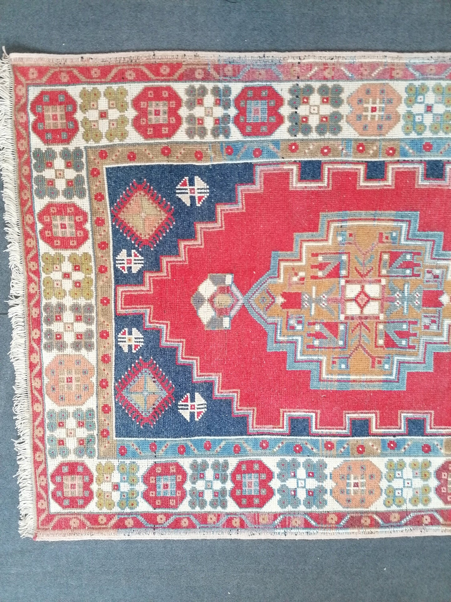 Blue vintage turkısh rug, anatolian wool rug, area oushak rug 4'3x7'10 feet