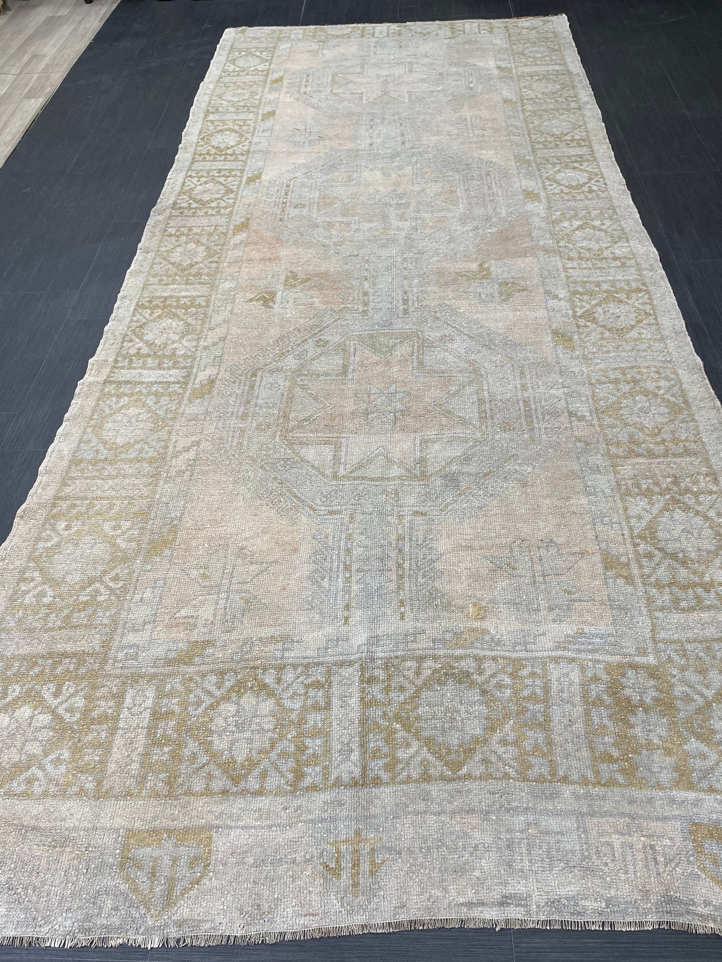 Muted Oushak Runner Rug 5 x 11.5 Vintage Turkish Runner Rug Vintage Runner Rug Hallway Runner Rug Kitchen Runner Rug Wool Runner Rug