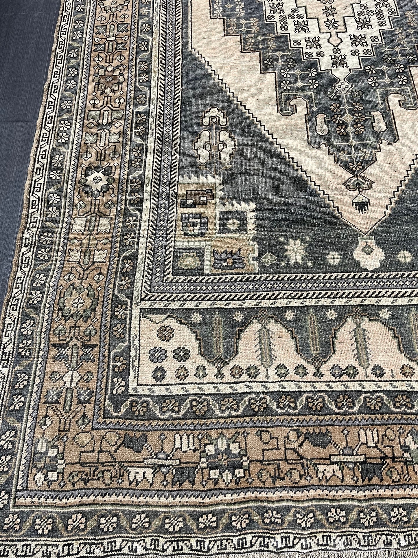 Vintage Rug 6.2 x 10.5 Authentic Turkish Oushak Rug Hand Knotted Rug Rustic Rug Handmade Wool Turkish Rug Persian Rug Oriental Green Rug