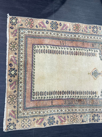 Vintage Turkish Rug, Fine Hand Knotted Rug, 2.5 x 3.10 Living Room Rug, Bathroom Rug, Vanity Rug, Vintage Oushak Rug, Wool Vintage Rugs,