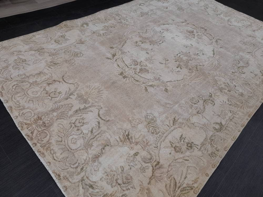 Muted Turkish muted Vintage Antique Rug Vintage Wool Muted Oriental Rug 6.3 x 9.8 Hand Made Rug Hand Knotted  Rug Neutral Wool on wool rug