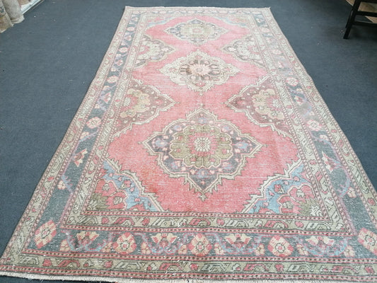 Turkish runner rug, oushak vintage rug 5x9 feet vintage oushak rug, decorative turkish rug  bohemian rug, traditional turkish decor