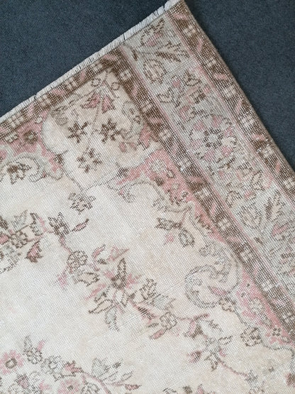 Oushak vintage rug  5'6x7'9 wool rug hand made rug