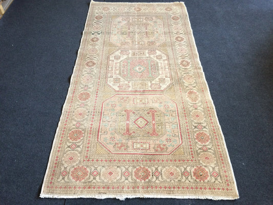 Turkish Rug Vintage Rug Pastel colors Oushak Rug Hand Made Muted Rug Distressed Colors Rug Earth Tones Rug Low Wool Pile Rug Rustic Rug