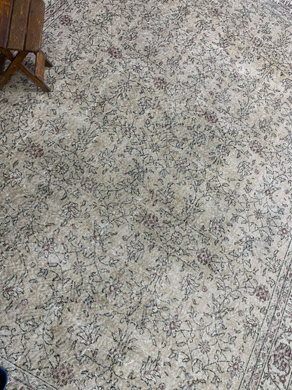 Large Floral 8.2 x 11.4 Rug OUSHAK RUG Distressed Rug 8x12 Vintage Handmade Rugs Hand Knotted Turkish Rug Soft Pink Rose Pink Light Pink