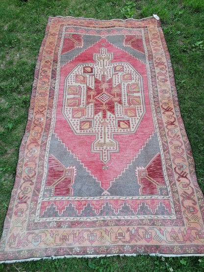 Vintage rug 4x7'5 oushak rug, kitchen rug, bohemian rug ,floor rug, handmade wool rug