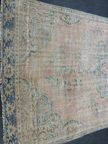 9.5 x 5.4 Distressed Rugs, Hand Made Rug, Oushak Rug, Rustic Rug, Bohemian Rug, Rug Runner, Turkish Rug, Farmhouse Rug, Vintage Rug