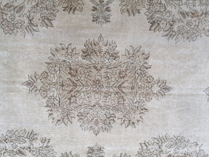 5.7 x 9 Large muted rug  vintage turkish rug, faded oushak vintage rug, kitchen rug, vintage anatolian rug, unique handmade