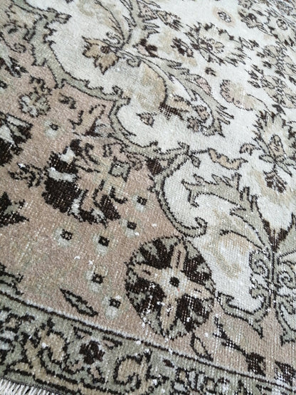 10 x 6.4  Floral Rugs, Hand Made Rug, Oushak Rug, Rustic Rug, Bohemian Rug, Muted Rug , Turkish Rug, Farmhouse Rug, Vintage Rug, Wool rug