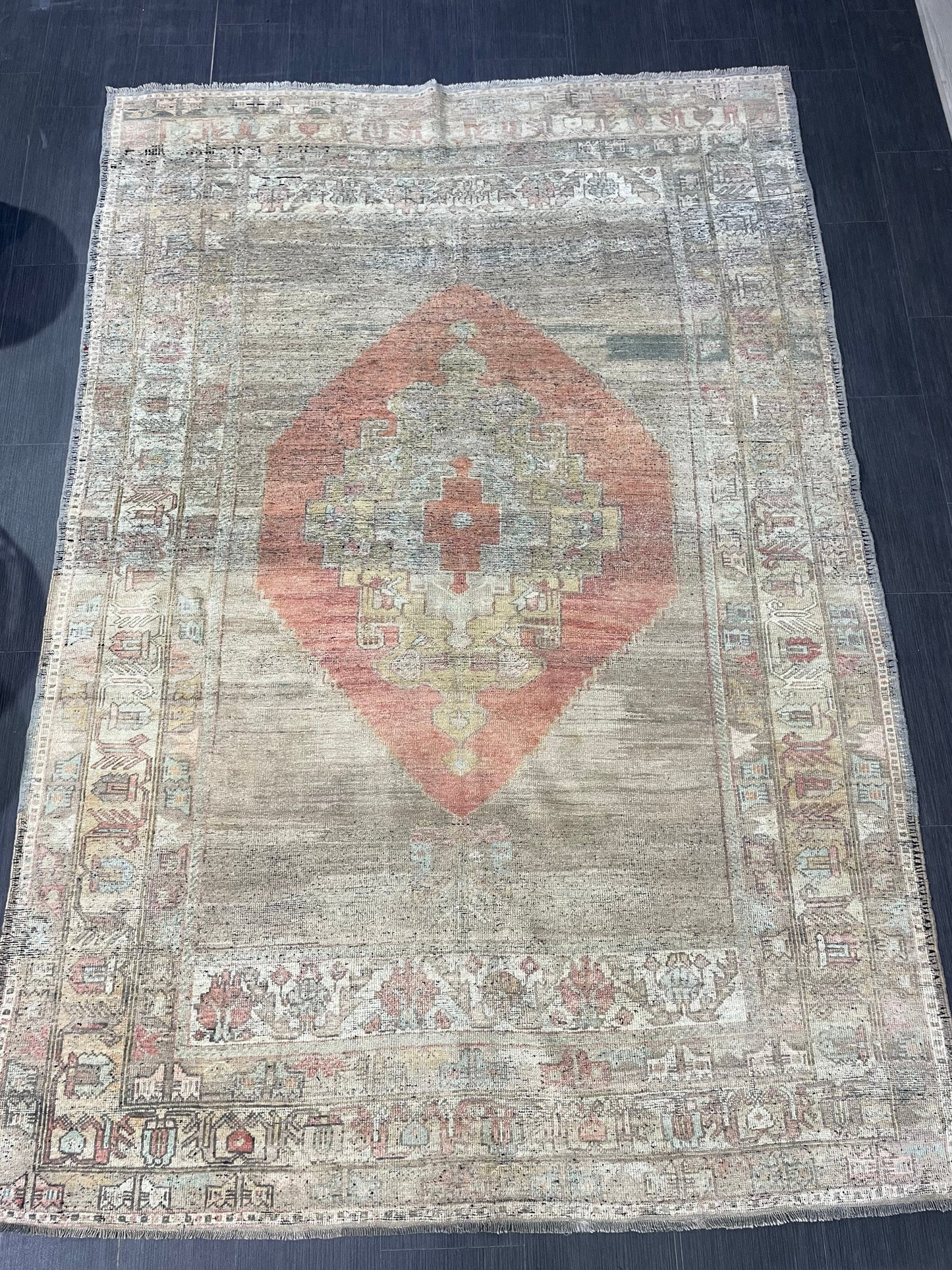 Vintage Rug, TURKISH 5.10 x 8.9 Rug, Vintage Wool Distressed Rug, Oushak Rug Orient Rug, Hand Knotted Rug, 100% Wool Rug, Handmade Rug