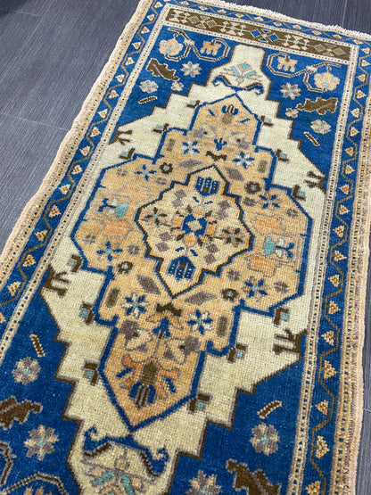 Hand Knotted Runner Rug, Vintage 1.8 x 3.7 Runner Rug,Handmade Short Runner Rug,Bathroom Runner Rug, Antique Runner Rug, Vanity Runner Rug,