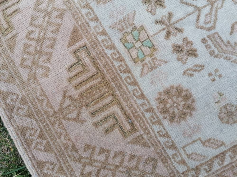 3x5 feet wool rug, faded vintage rug, oushak lounge rug, living room rug, bohemian rug, turkish rug, bathroom rug, kitchen rug, persian rug