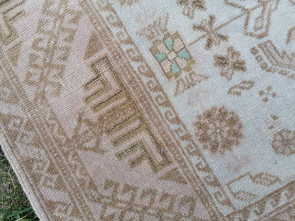 3x5 feet wool rug, faded vintage rug, oushak lounge rug, living room rug, bohemian rug, turkish rug, bathroom rug, kitchen rug, persian rug