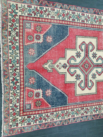 Vintage OUSHAK RUG 8.6 x 4.4 Modern Motifs  TURKISH Rug Vintage Modern Rug Vintage Rug Wool Oushak Rug Hand Made Rugs