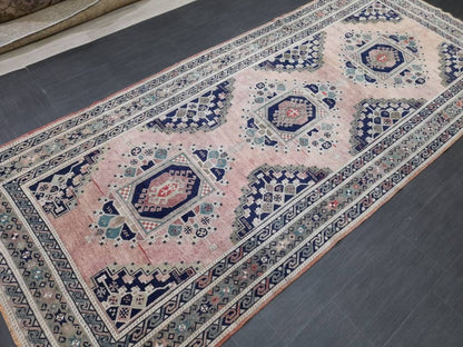 Vintage rug Medium Wool Pile 5 x 11.3 Turkish Rug, Oushak Rug, Quality Wool Rug Hand Knotted Rug , Oriental Rug Fine Knotted rug