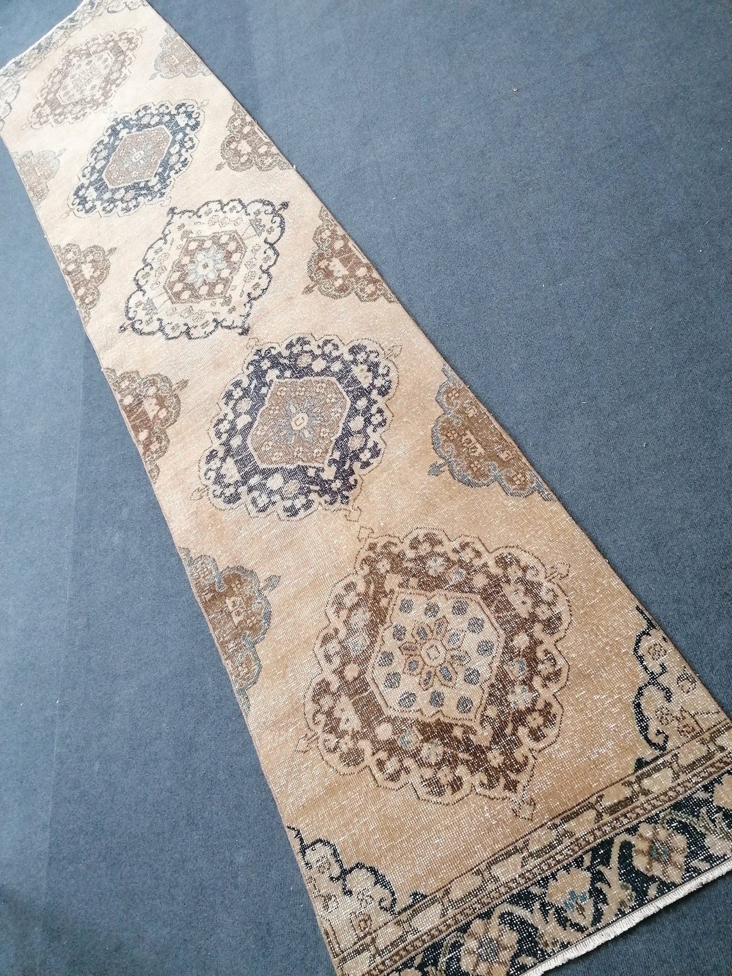 12,9x2'8 long runner rug, vintage runner,hallway rug