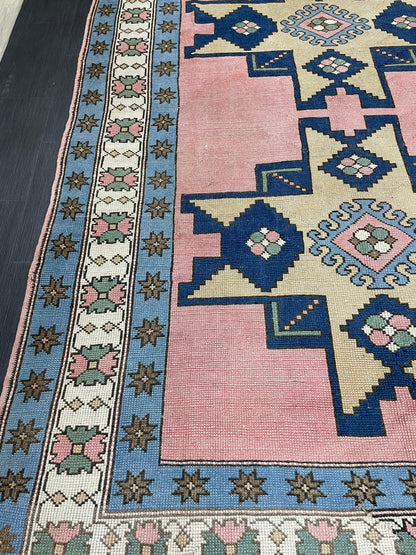 Turkish Rug Vintage 6.6 x 9.8 Rug Antique Rug Vintage Blue Pink Rug Wool