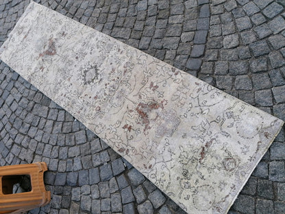 Faded turkish runner rug, hallway runner 2'7x9'5 neatural vintage wool runner, vintage handmade runner kitchen runner