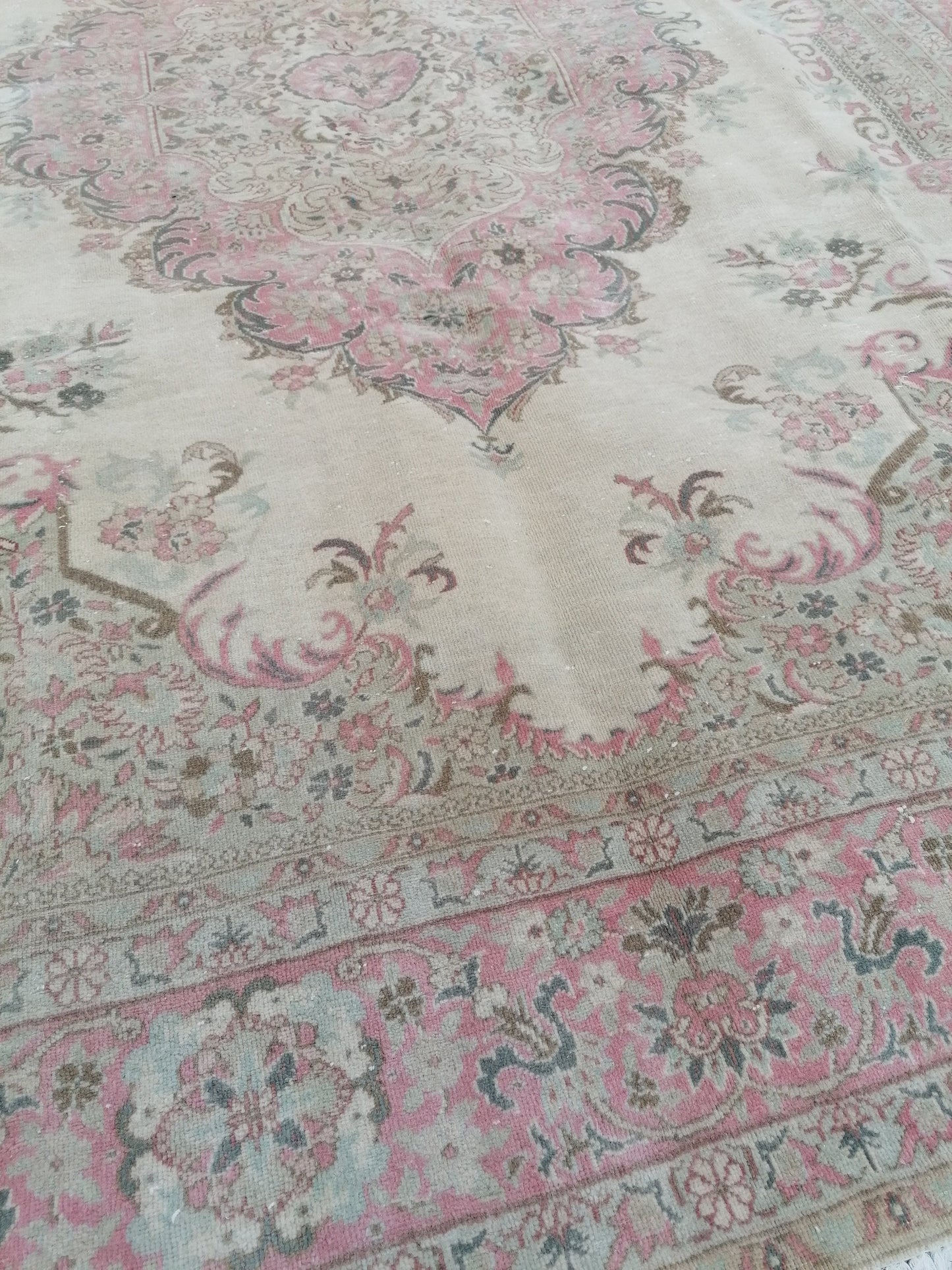 6'7x8'7 Vintage rug, pastel vintage oushak rug faded unique handmade rug, traditional turkish rug