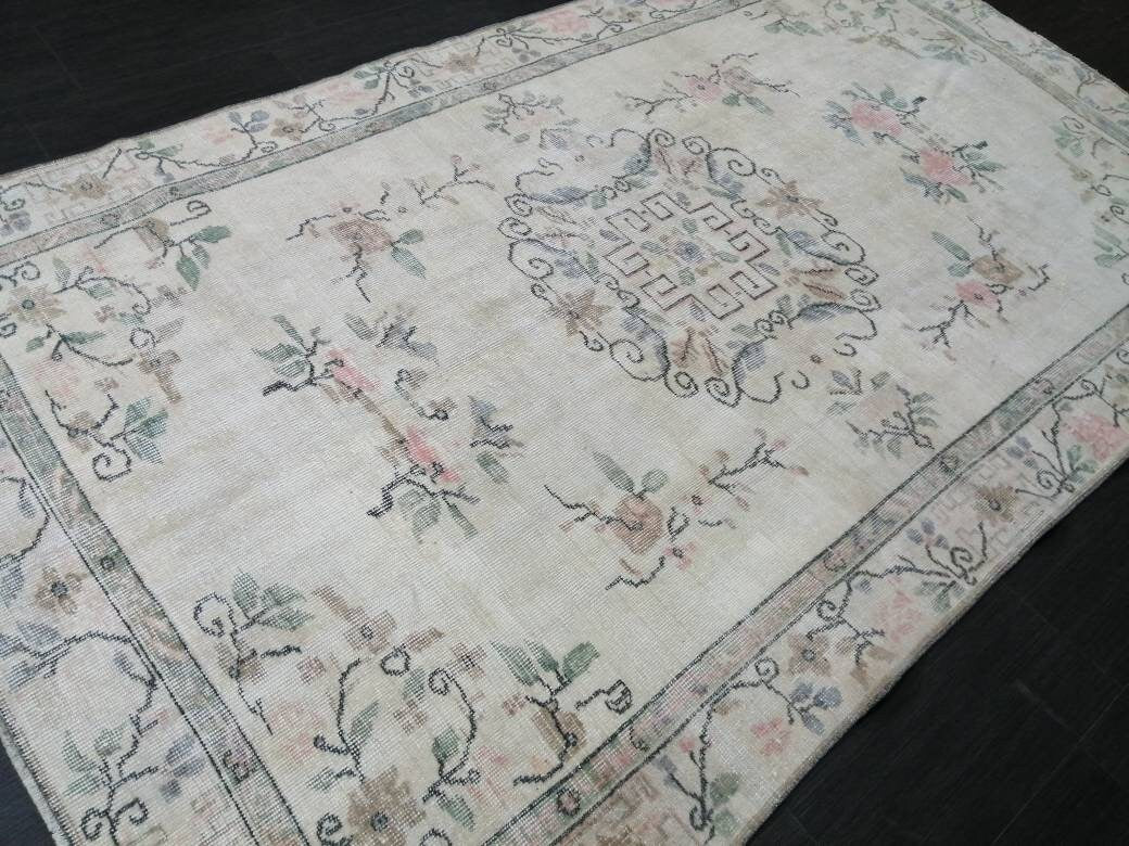 MUTED Rug, 5 x 8.6 Vintage Hand Made Rug, Oushak Rug, Faded Rustic Rug, ORIENTAL Rug, Turkish Rug, Farmhouse Rug, Vintage Persian rug