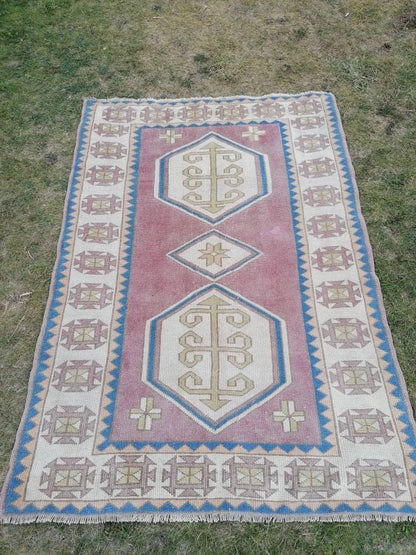 Turkish wool rug, vintage hand made rug, oushak pink rug 4'4x6'3 living room rug, area rug
