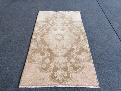 Oushak turkish small rug,turkish rug,oushak rug,vintage rug,kitchen rug,vintage oushak rug, vintage anatolian rug,unique hand made  2'9x1'7