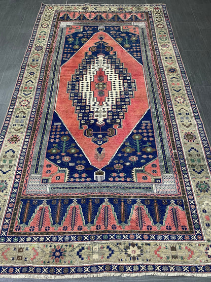 OUSHAK RUG TURKISH Vintage 4.9 x 9 Rug Vintage Oriental Rug Vintage Rug Wool Hand Knotted 5x9 Rug Hand Made Rugs Vintage Turkish Rug