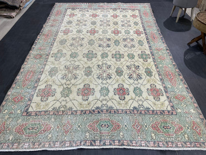 Vintage Rugs, Eclectic 5.8 x 9.4 Rug, Shabbychic Rug, Rustic Rug, Handmade Rug, Vintage Turkish Rug, Farmhouse Rug, Distressed Persian Rug