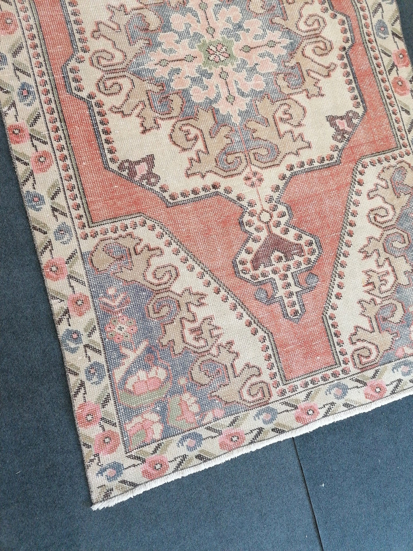 Vintage wool rug, turkish  handmade rug, boho floor rug, oriental hand knotted rug, are  oushak rug, bohemian rug 4'2x7'2