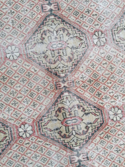 6.2 x 9.2 Large vintage rug turkish handmade rug traditional rug,  vintage oushak rug, wool rug