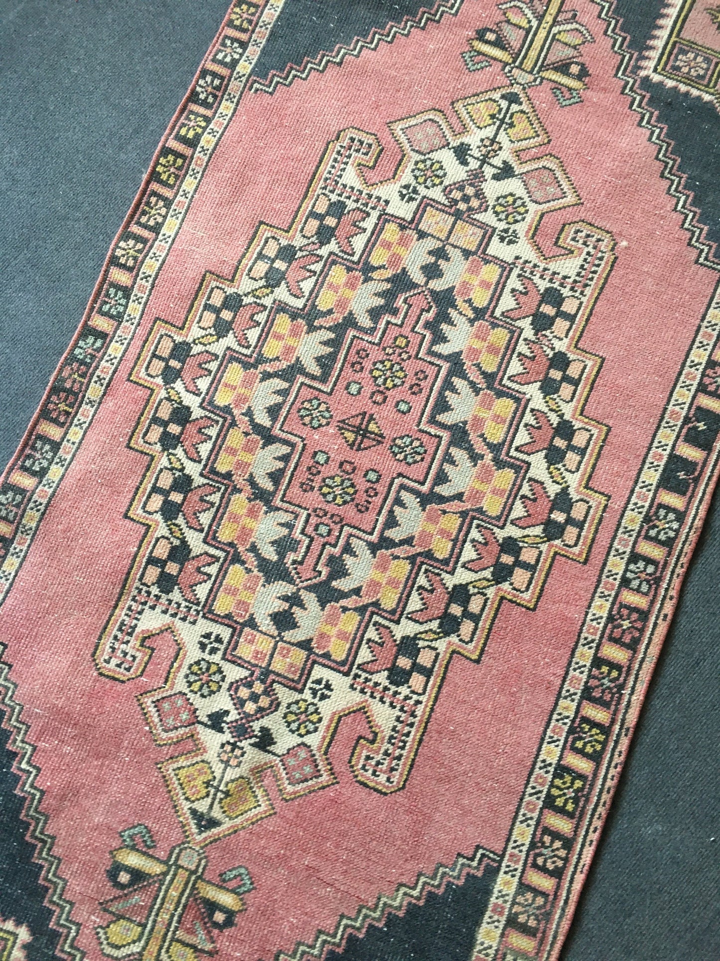 3x7.5 feet pink handmade middle runner, vintage kitchen floor runner, living room area wool runner rug, turkish bedroom runner, bath runner