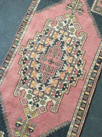 3x7.5 feet pink handmade middle runner, vintage kitchen floor runner, living room area wool runner rug, turkish bedroom runner, bath runner