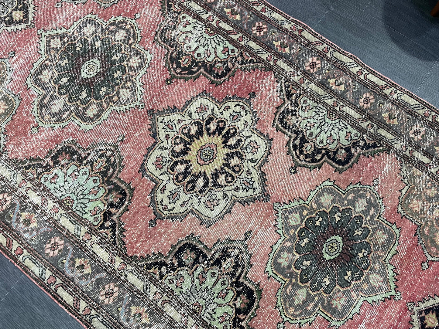 Vintage Runner Rug, Turkish 4.8 x 11.8 Runner Rug, Varigated Red Vintage Runner Rug Hallway Runner Rug Kitchen Runner Rug Wool Runner