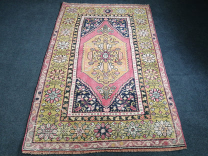 5.6 x 3.7 OUSHAK RUG TURKISH Oushak Rug Vintage Oushak Runner Rug Vintage Runner Rug Wool Oushak Rug Hand Made Rugs Vintage Turkish Rug