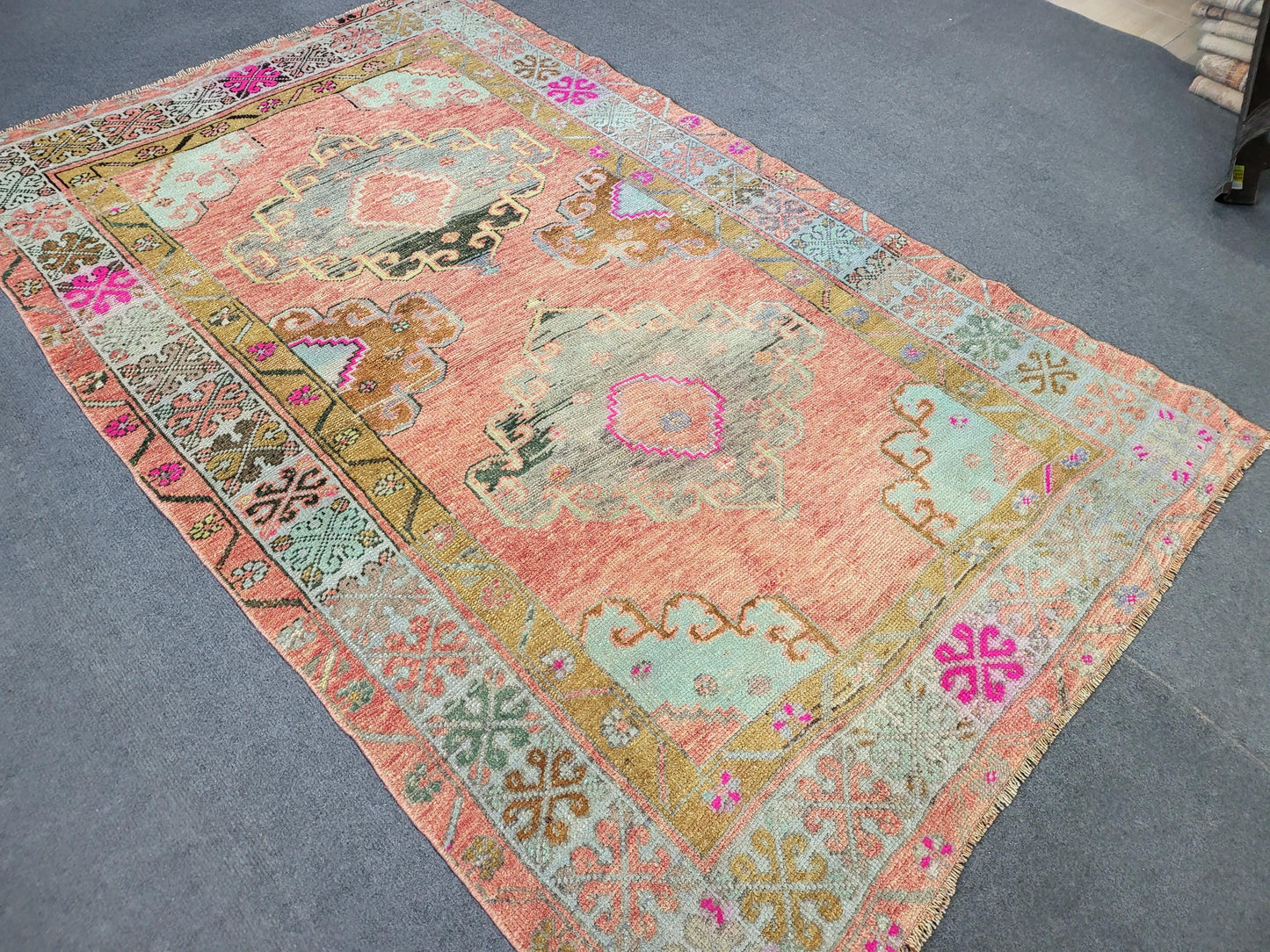 OUSHAK Rug, 3.8 x 6 TURKISH Oushak Rug Vintage Hand Knotted Rug Vintage Rug, Wool ANTIQUE Rug Handmade Rug, Vintageturkish_rug