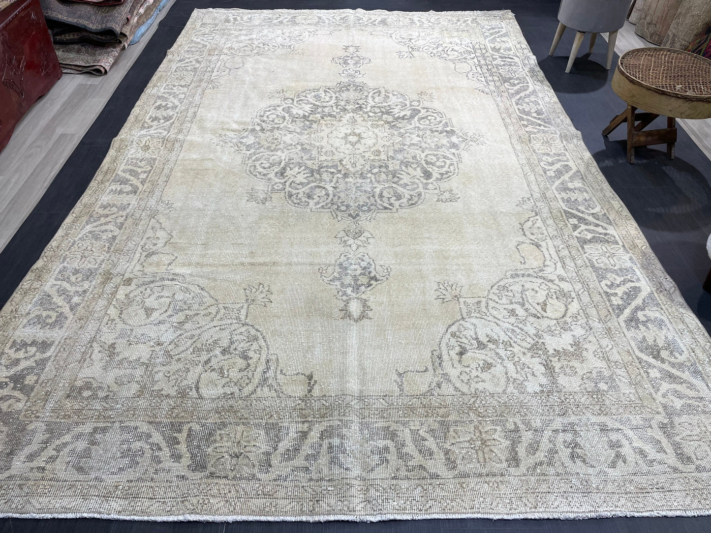 Muted Vintage rug, Muted Persian 7.5 x 11.5 Rug, turkish Rug, Oushak rug, Antique Rug, Distressed Handmade Rug, Hand Knotted wool Rug,