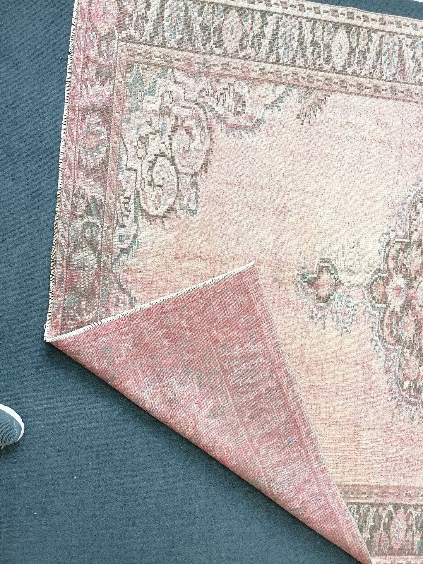 6x8'6 large oushak rug, distressed wool rug, rustic turkish handmade rug, living room rug, hand knotted rug.