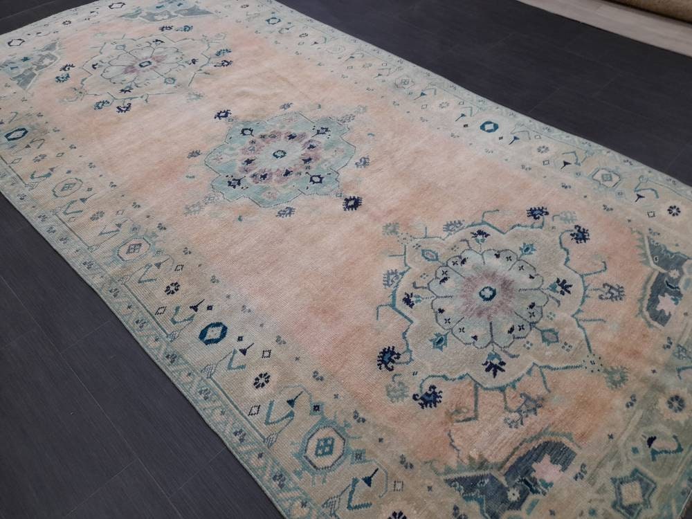 Hand Knotted Rug, Vintage Oriental RUG, Muted Vintage 5x10 Rug, Vintage Fine Rug  Wool Oushak Rug, Vintage Persian Rug, Vintage Turkish Rug.