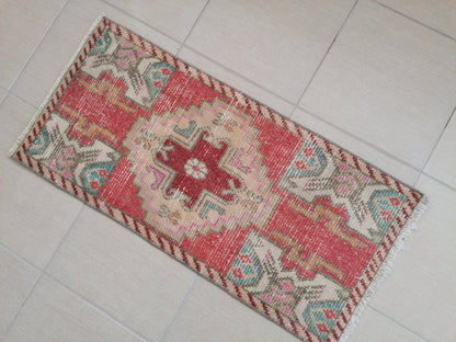 Turkısh rug, vıntage small rug, vıntage turkısh rug, hand made rug,wool rug