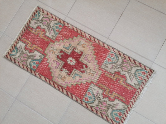 Turkısh rug, vıntage small rug, vıntage turkısh rug, hand made rug,wool rug