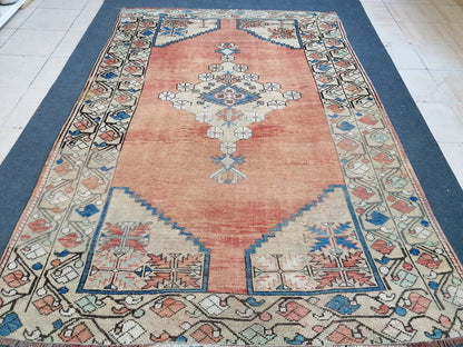 7'9x5'5 vintage turkish old rug, oushak vintage rug, distressed old rug, kitchen runner rug, vintage anatolian bohemian rug,