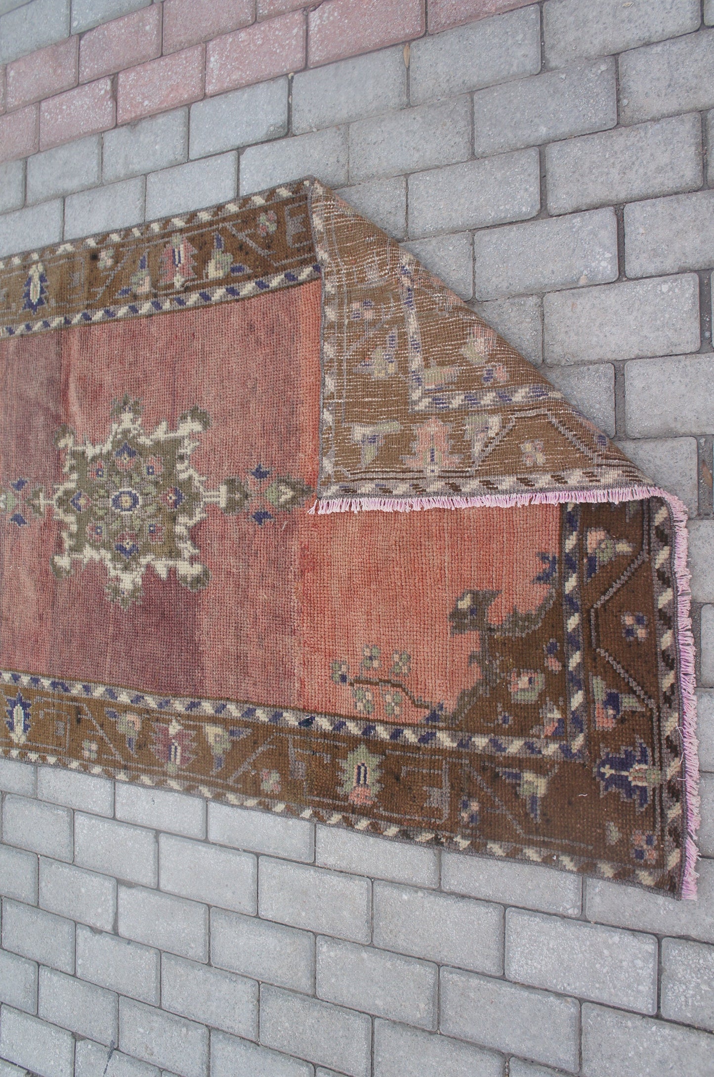 Vintage Rug, turkish Rug, Oushak Rug, Hand woven Rug, Rugs, Nomad Rug, Kitchen Rug, Bohemian rug, rustic rug, eclectic rug, muted rug