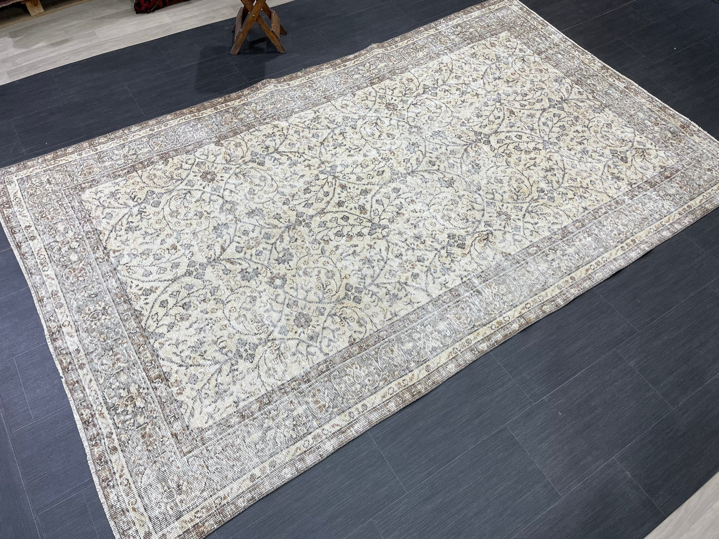 Vintage Rug TURKISH 5.5 x 9 Rug Handmade Rug Distressed Rug  Large Turkish Oushak Rug Oushak Rug, Wool Rug Hand Knotted Rug